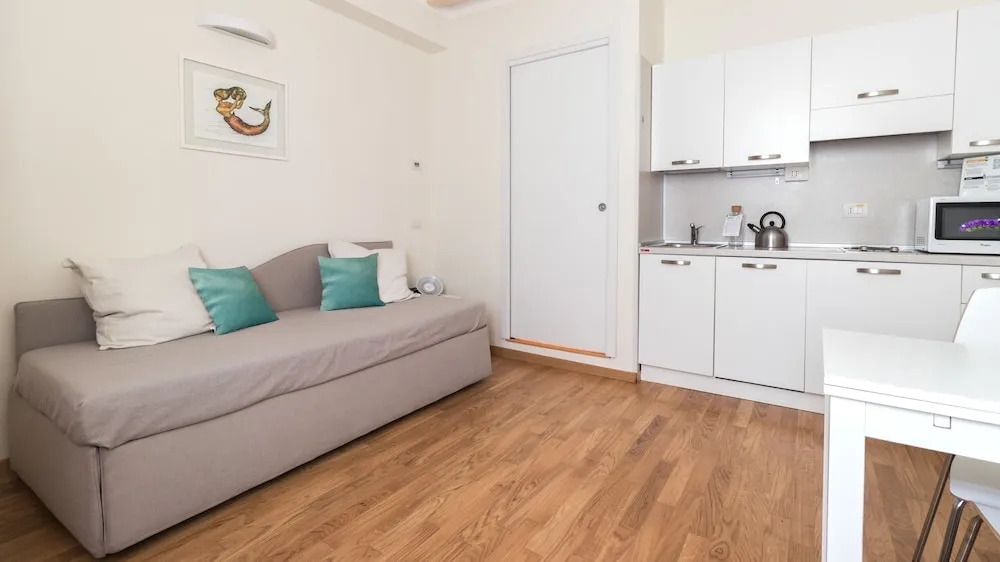 Italianway   - Canonica 37