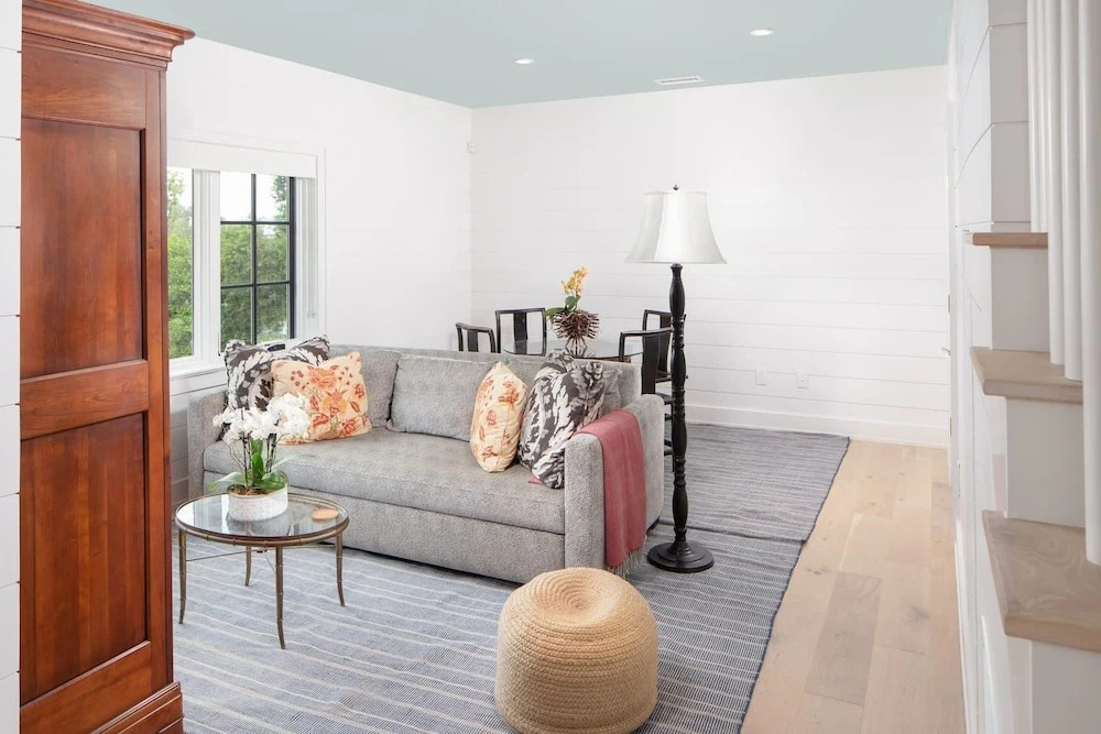 La Jolla Luxury New 1 Br+loft Apt Near Beach!