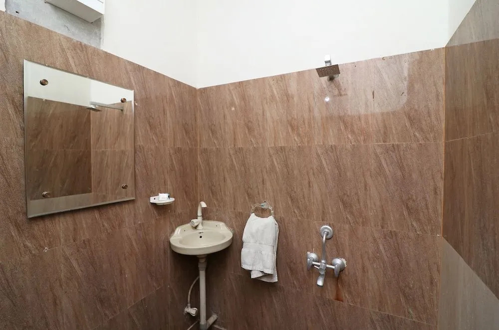Harshit Paying Guest House