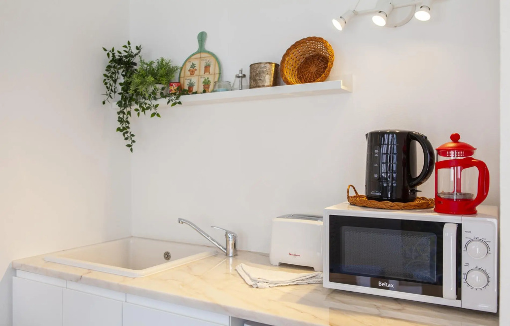 B48 - Olive Tree Street 2 Bed Apartement