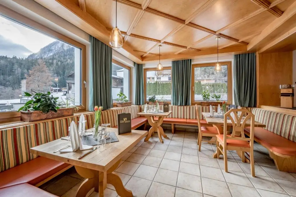 Seehüters Hotel Seerose - Piburger See, Ötz