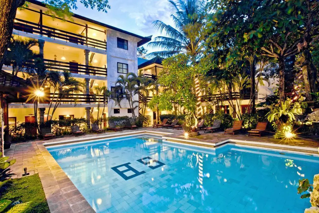 Sari Bunga Hotel - Legian, walking distance to Legian Beach