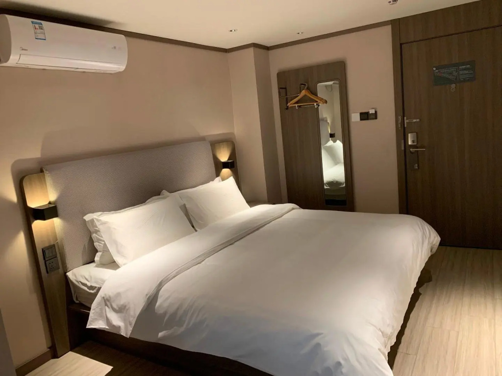 Hanting Hotel Tengzhou Longquan Road