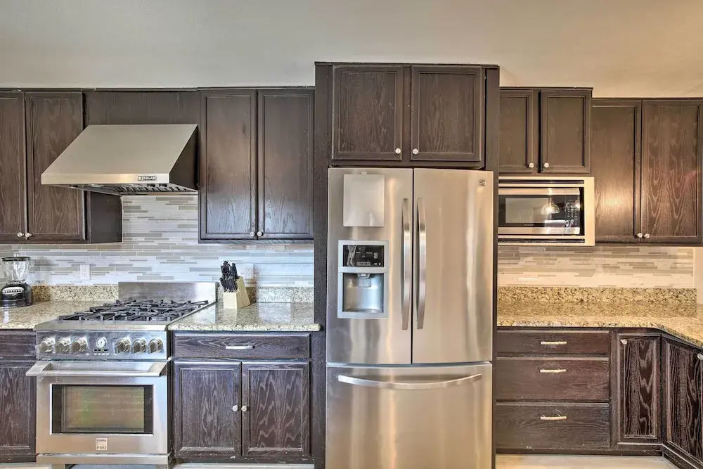 Broken Bow Home w/ Private Pool & Arcade Games
