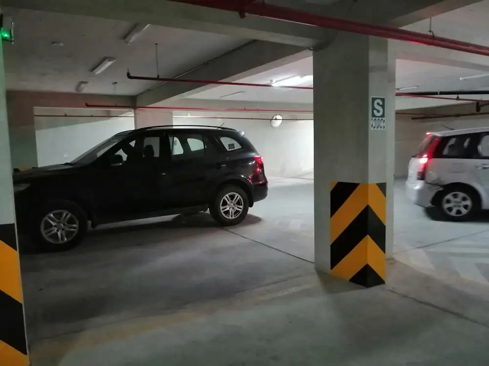Acércate Aparts & Parking Breña