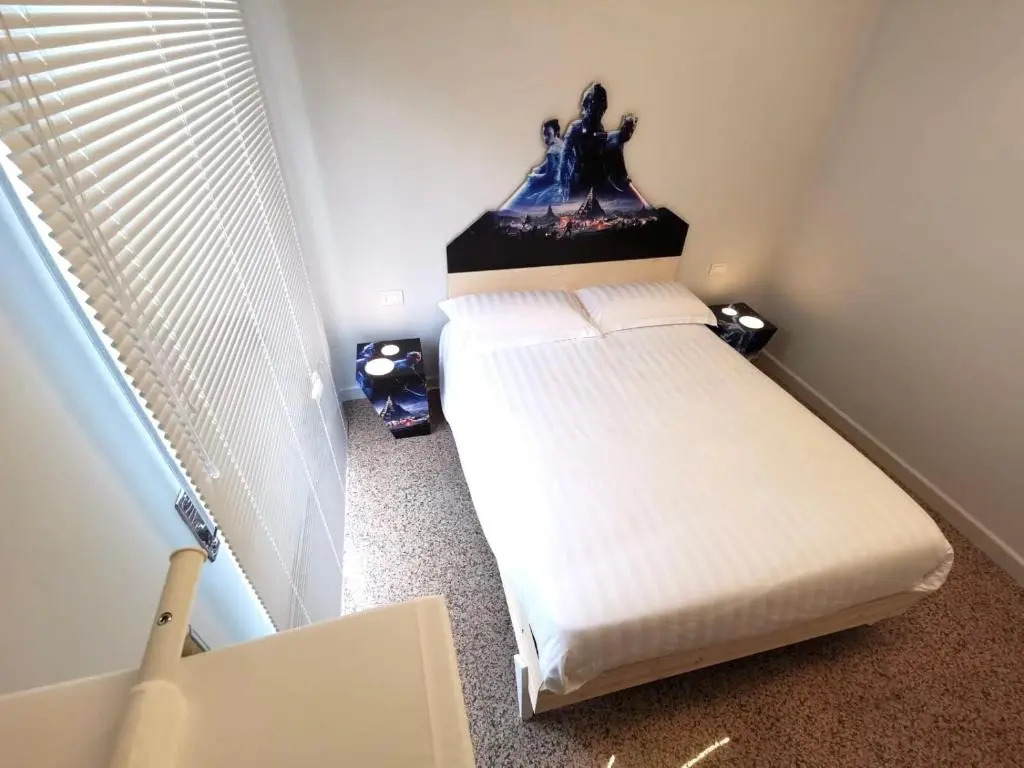 Red Carpet rooms