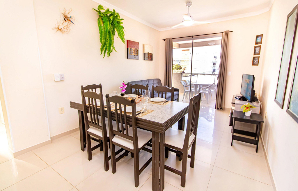 1009 - Apartamento para Locação em Bombinhas
