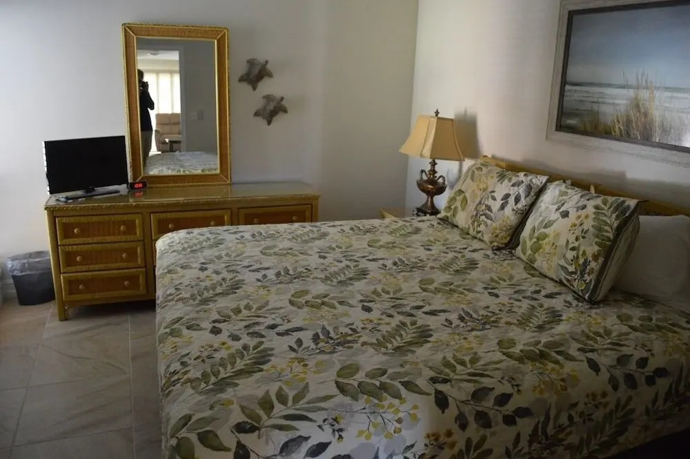 Midnight Cove Ii 724f - Great Rental With Pool View! 2 Bedroom Condo
