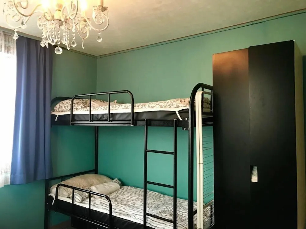 Avocado Guesthouse - Hostel