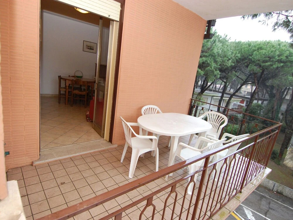 Seaside Apartment in Rosolina Mare with Parking