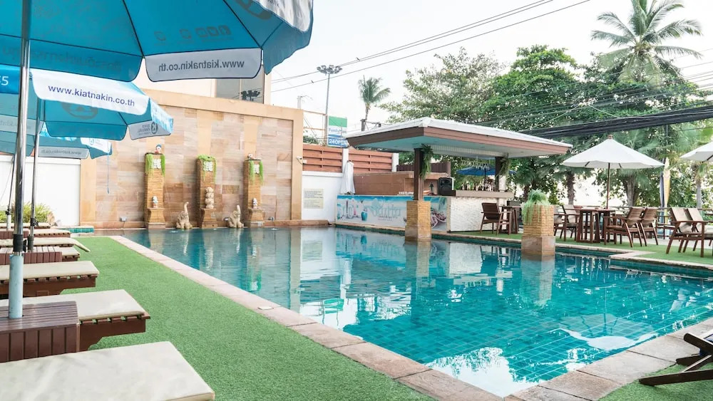 Beachfront Resort & Spa Jomtien, Pattaya