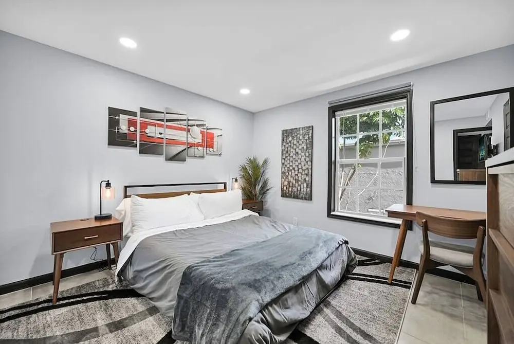 Luxury 2-bedroom Villa in Wilton Manors
