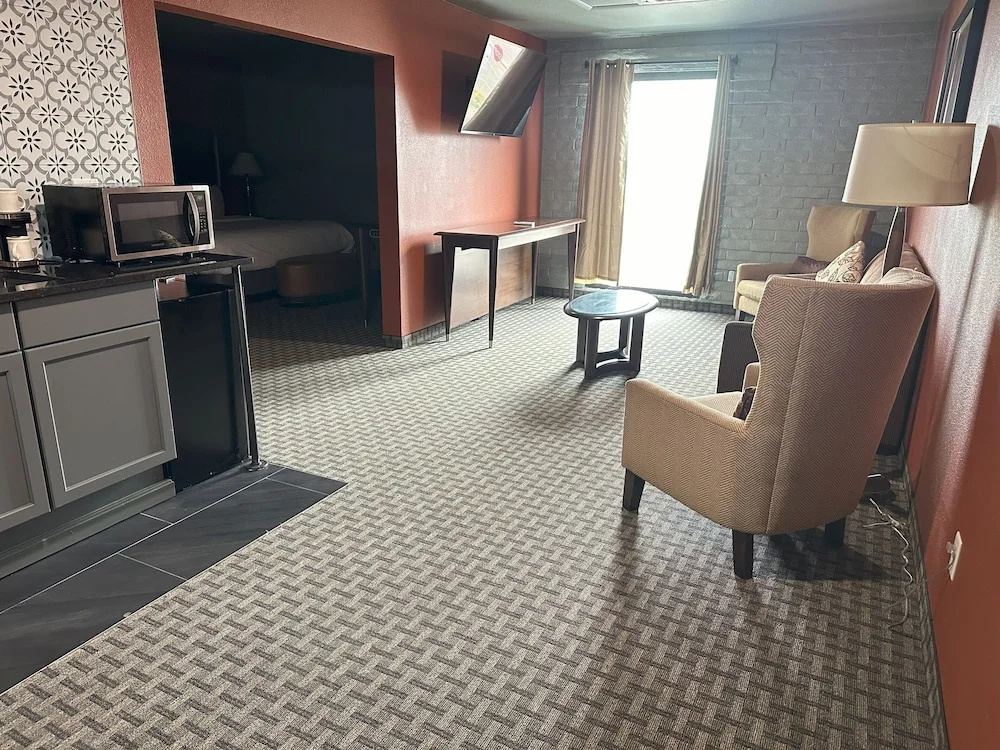 Historic Cow Palace Inn