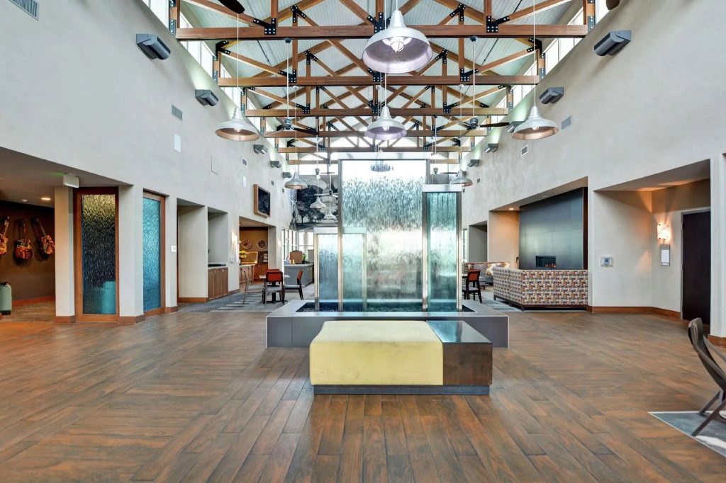 Homewood Suites By Hilton Techridge Parmer At I 35