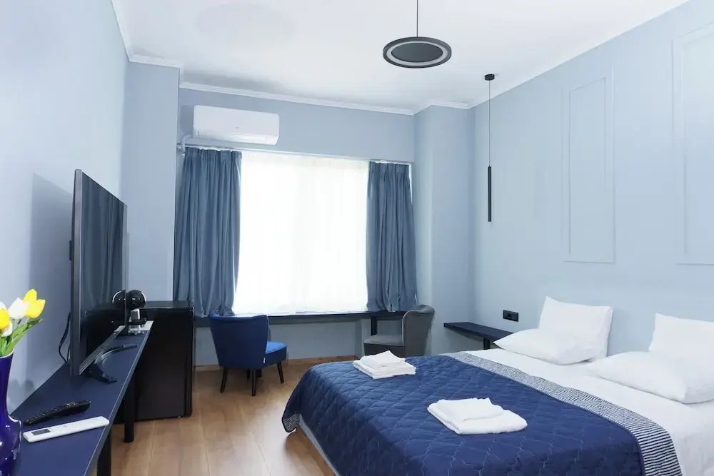 Sani Deluxe Suite Home