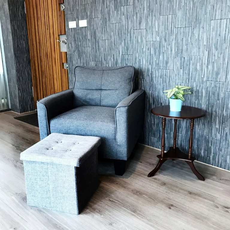 The Corner 10