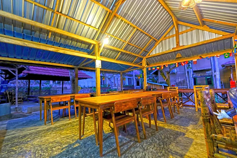 1793 Kuta Circle Homestay