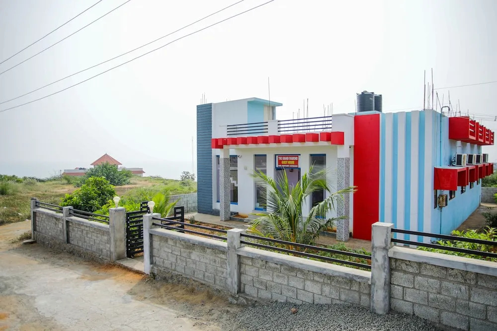 Oyo 24967 The Grand Diamond