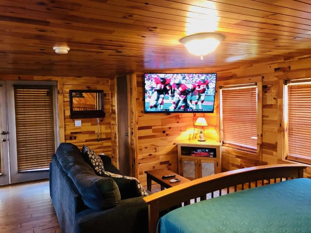Pop’s Cottage