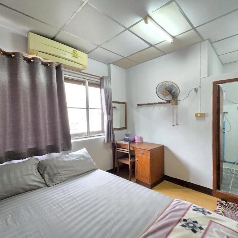 Tapae Inn