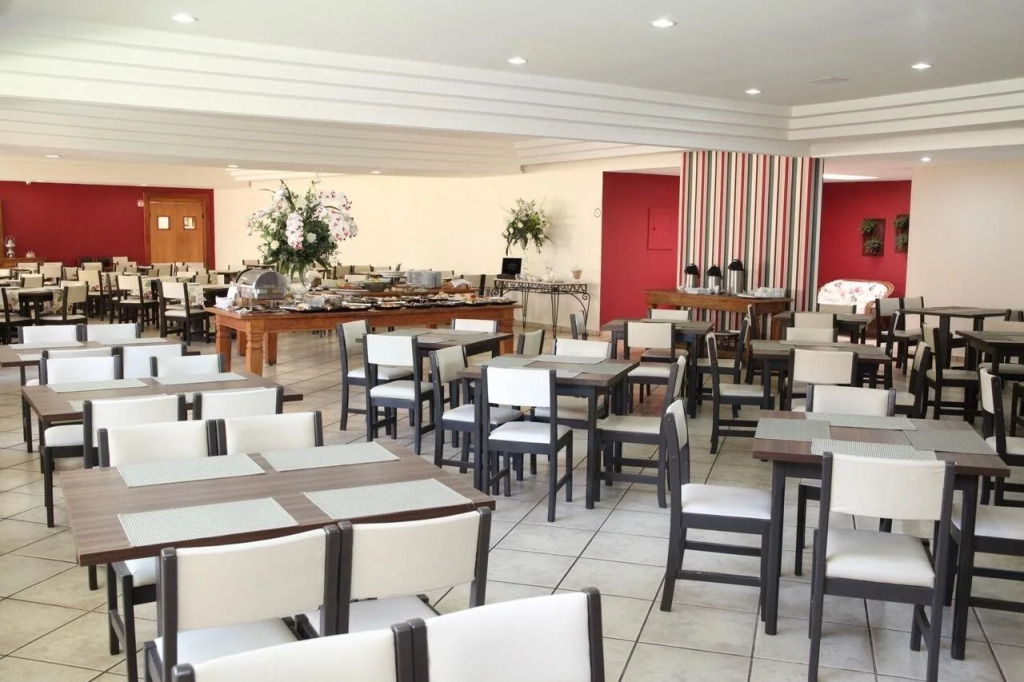 IPÊ PARK Convention Hotel