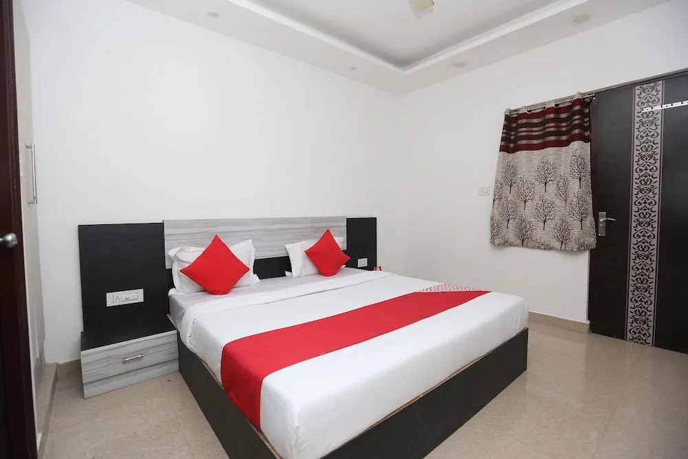 OYO 19718 Hotel Priva