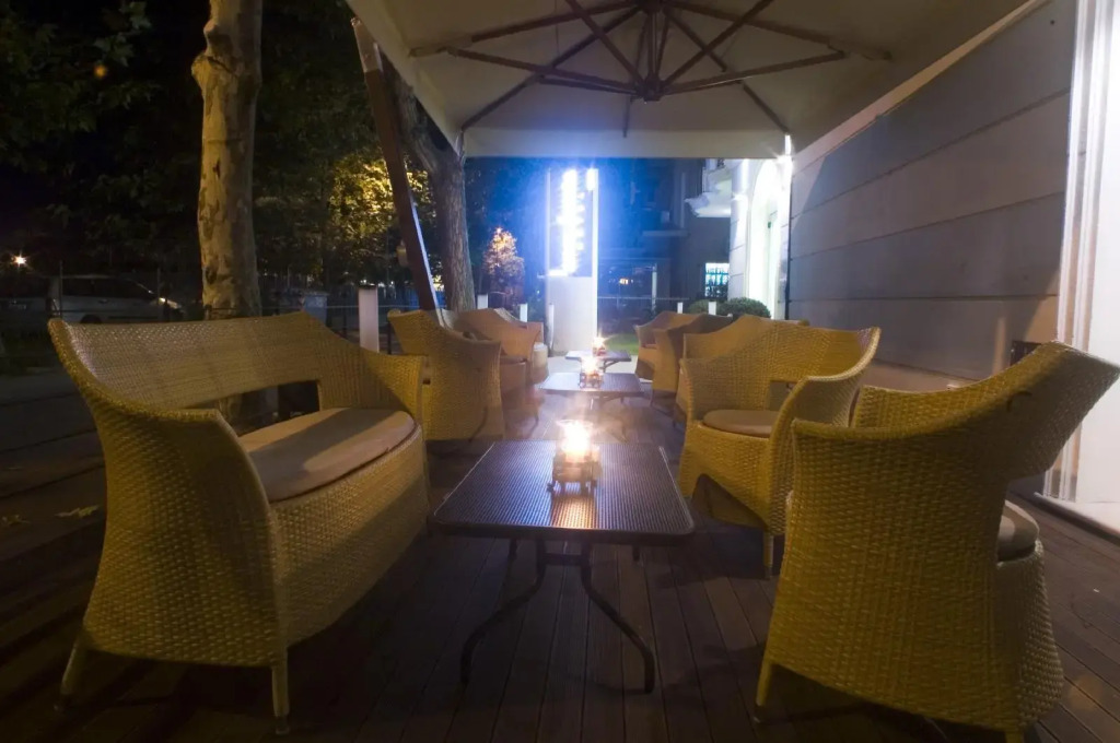 Accademia Hotel