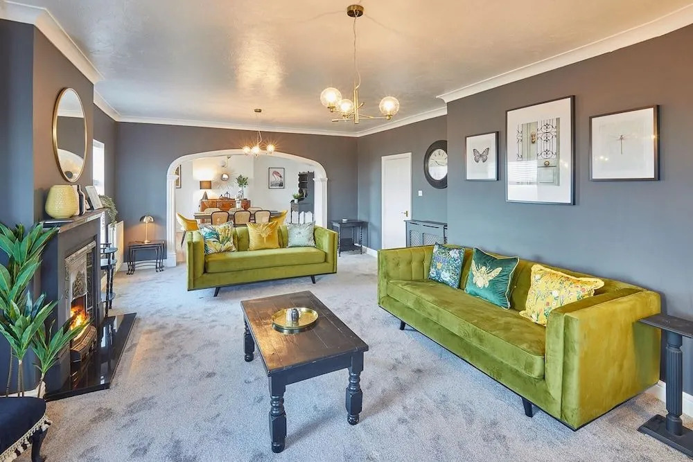 Regency Mansions Apartment