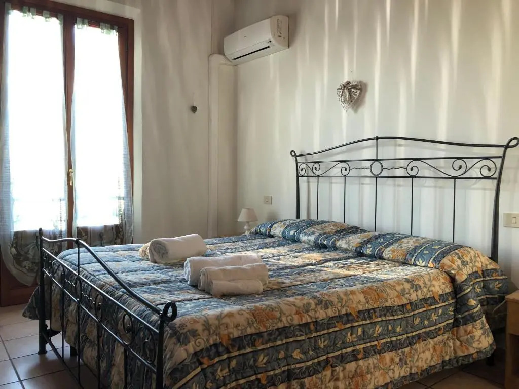 Agriturismo Azienda Agricola La Roccaia