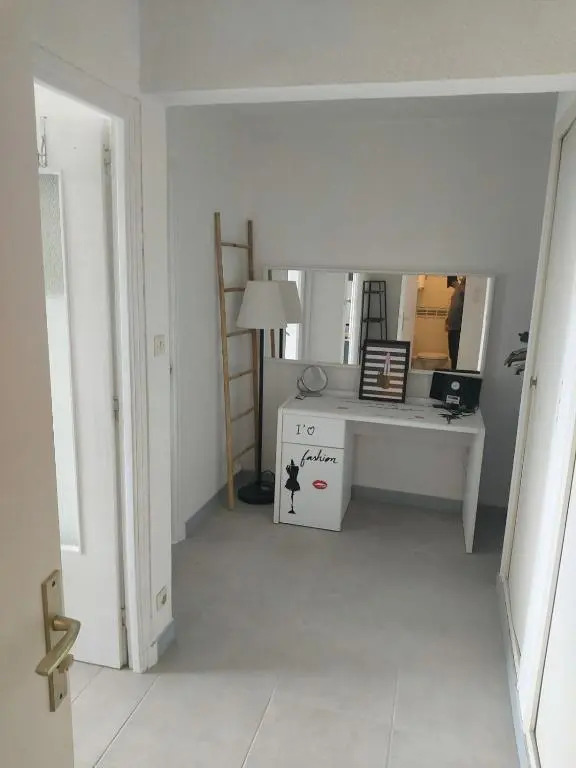 Cap d'Agde Naturiste Héliopolis F 71