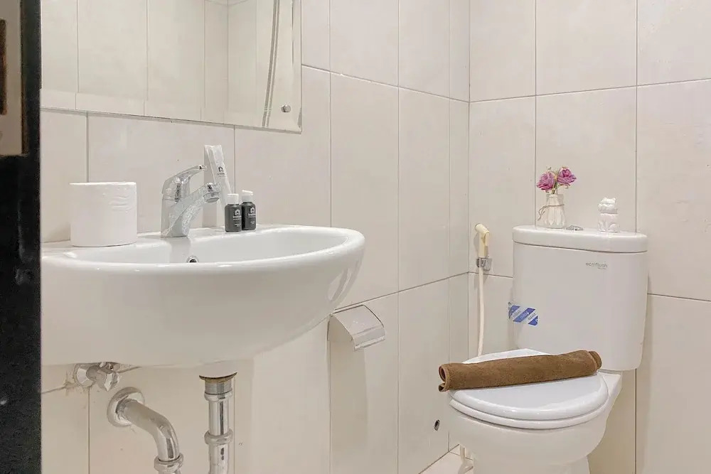 Great Deal And Spacious 2Br At Nifarro Park Apartment
