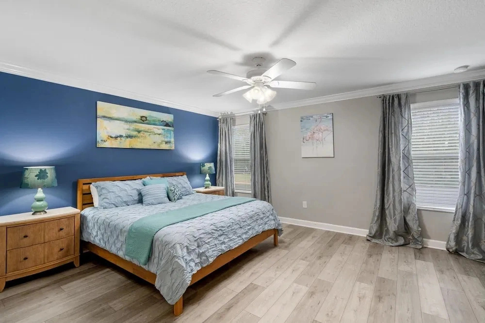 Buc2999 6 Bedroom Home