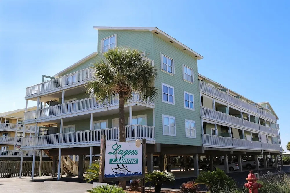 Lagoon Landing 303 1 Bedroom Condo