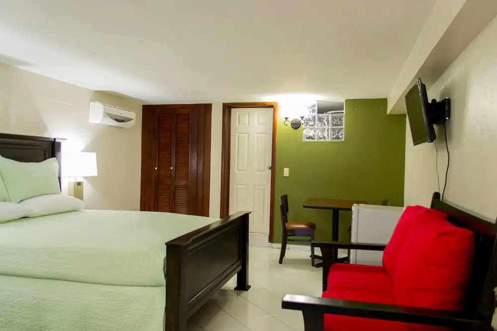 Constellation Hotel