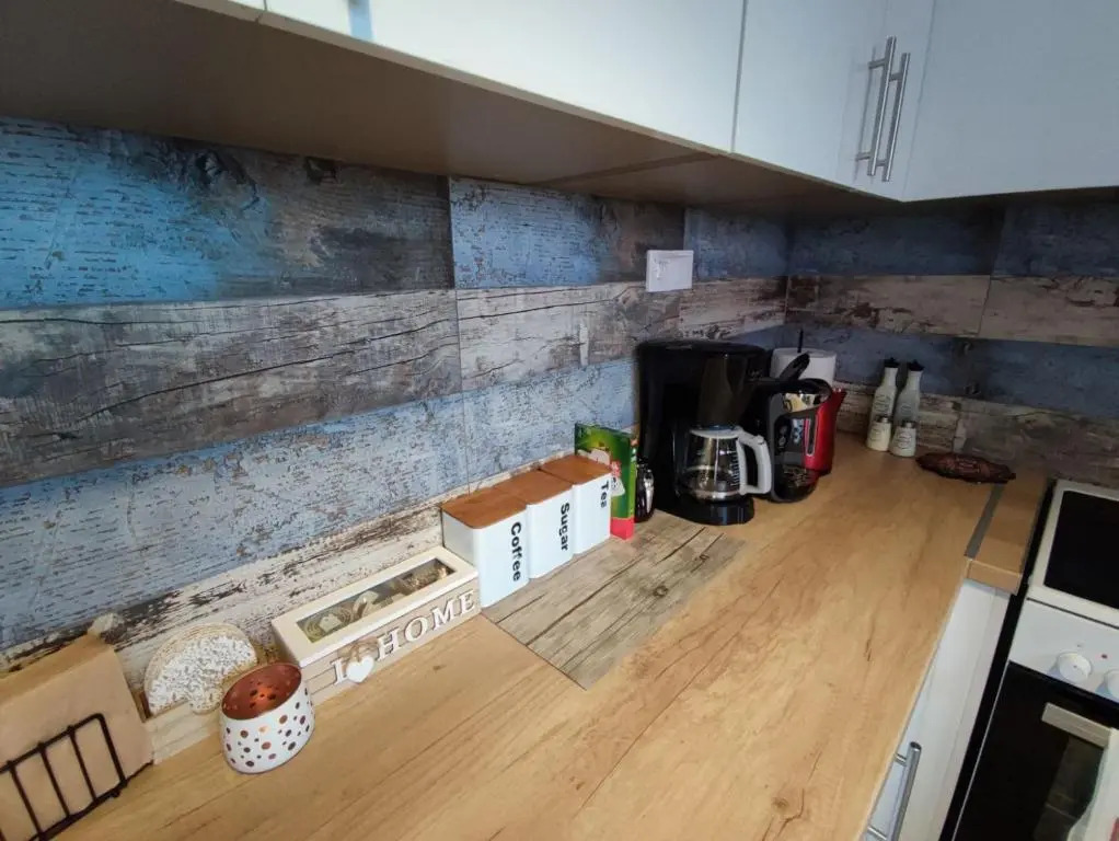 Wood & White apartment in historic center with 2 bedrooms