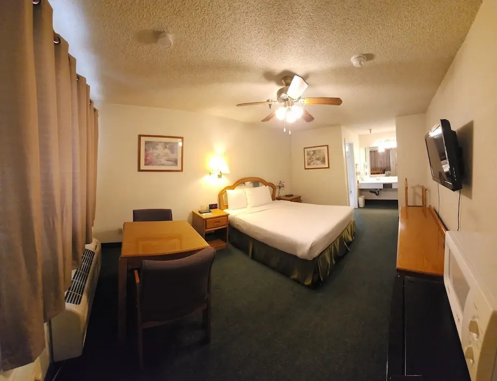 Formosa Inn