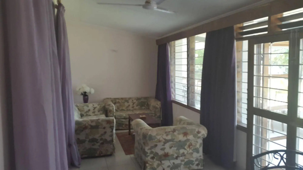 Annies Lodge Cape Maclear