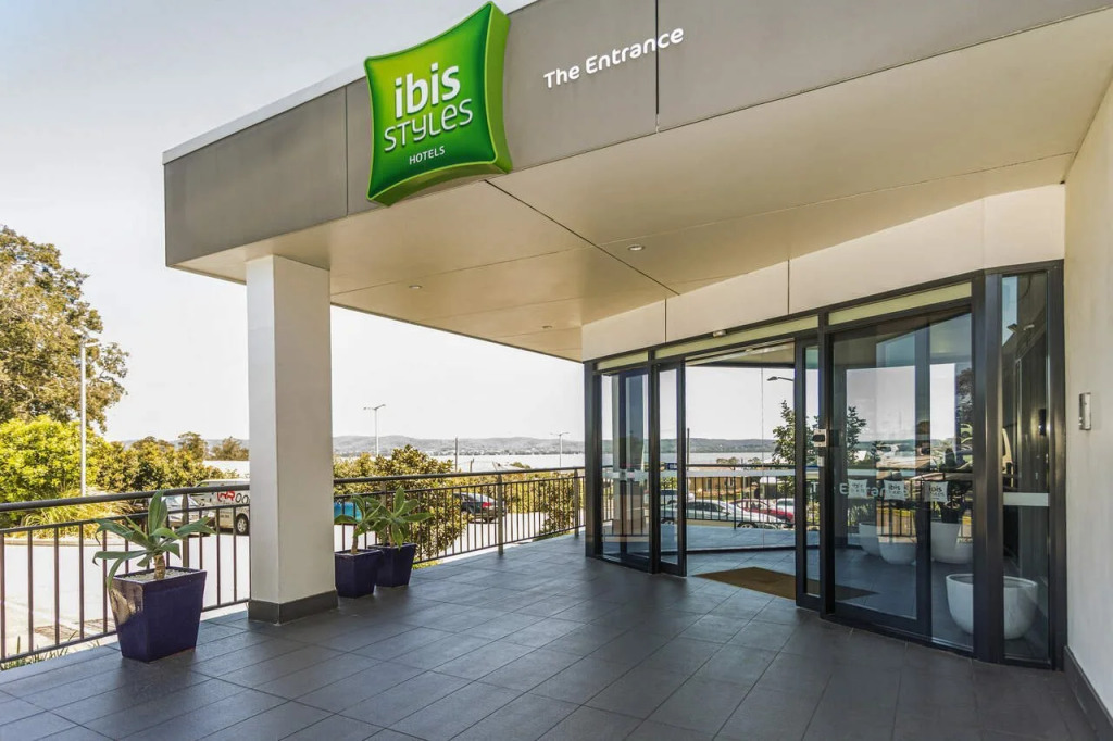 Ibis Styles The Entrance