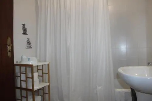 ApartAnita