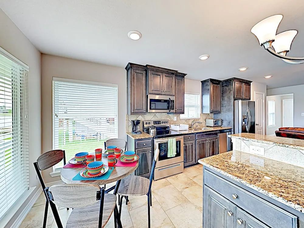 307 Rockport - 3 Br Home