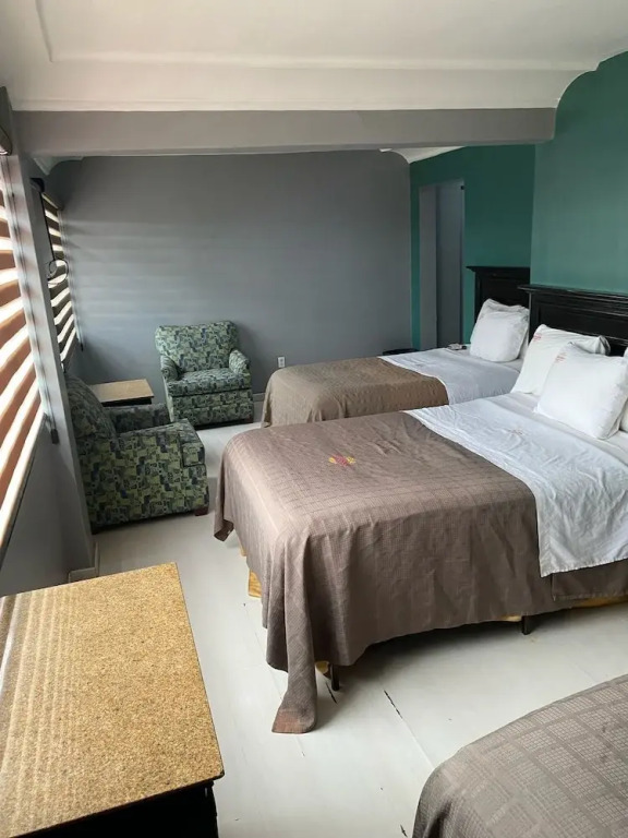 Hotel Yolanda