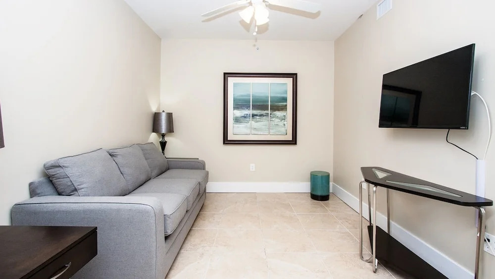 Media Room Unit With Breathtaking Views - Unit Crc0307
