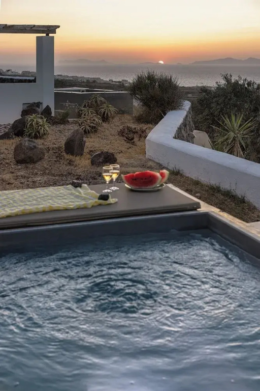 GTK Santorini Oia Sunset Villas