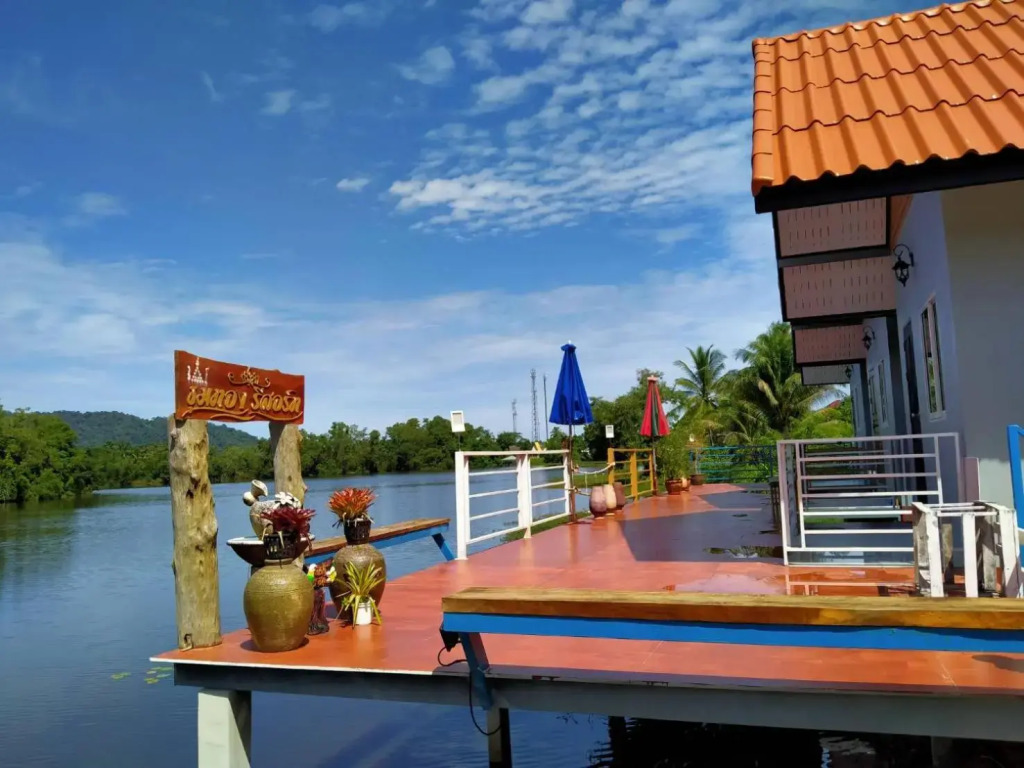 Khum Thong Resort