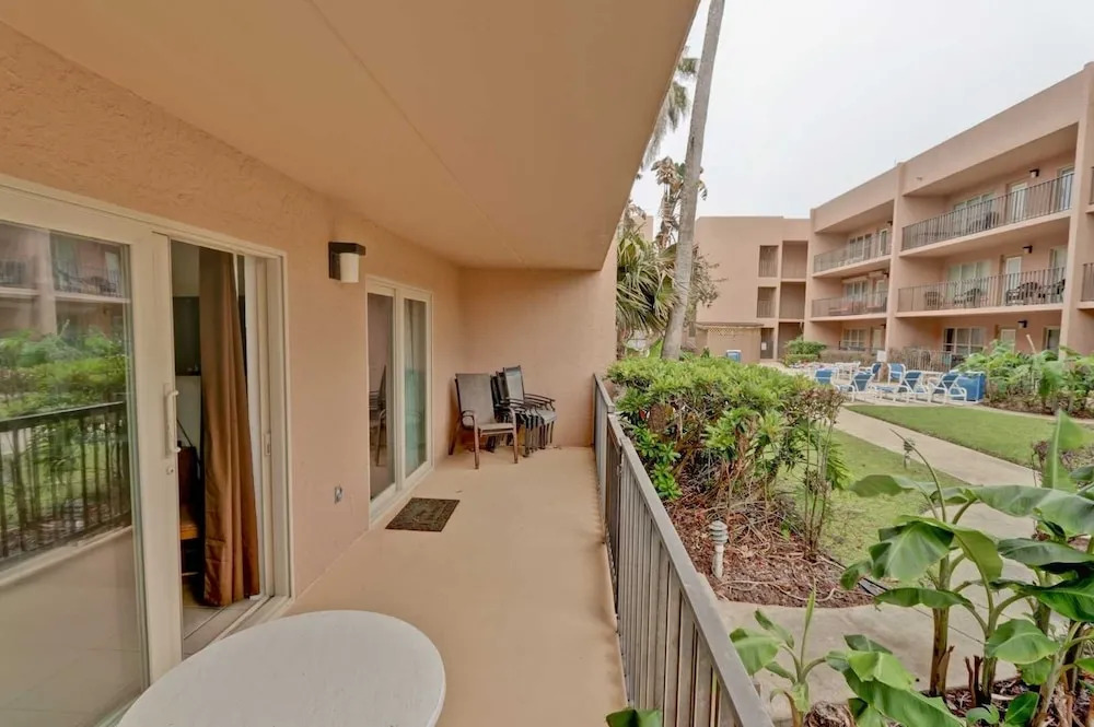 Beachview 110 2 Bedroom Condo by RedAwning