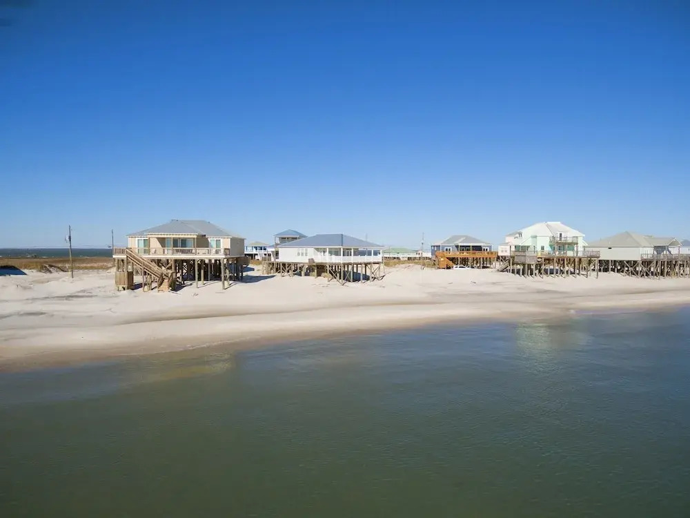 Simple Pleasures - Nothing Between You And The Water But Sugar White Sand! 3 Bedroom Home by RedAwning