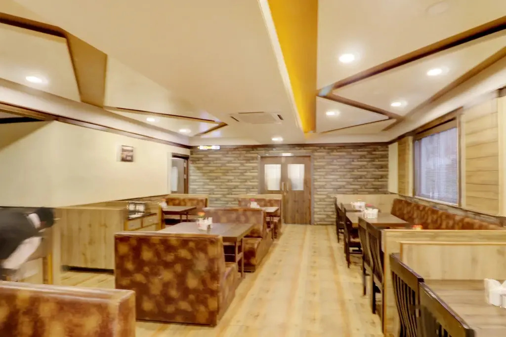 Hotel Sri Udupi Park by OYO Rooms