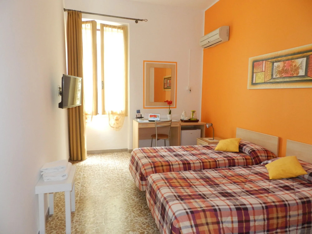 Actinia Accommodation