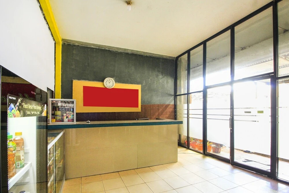 OYO 91855 Big Hotel Kendari