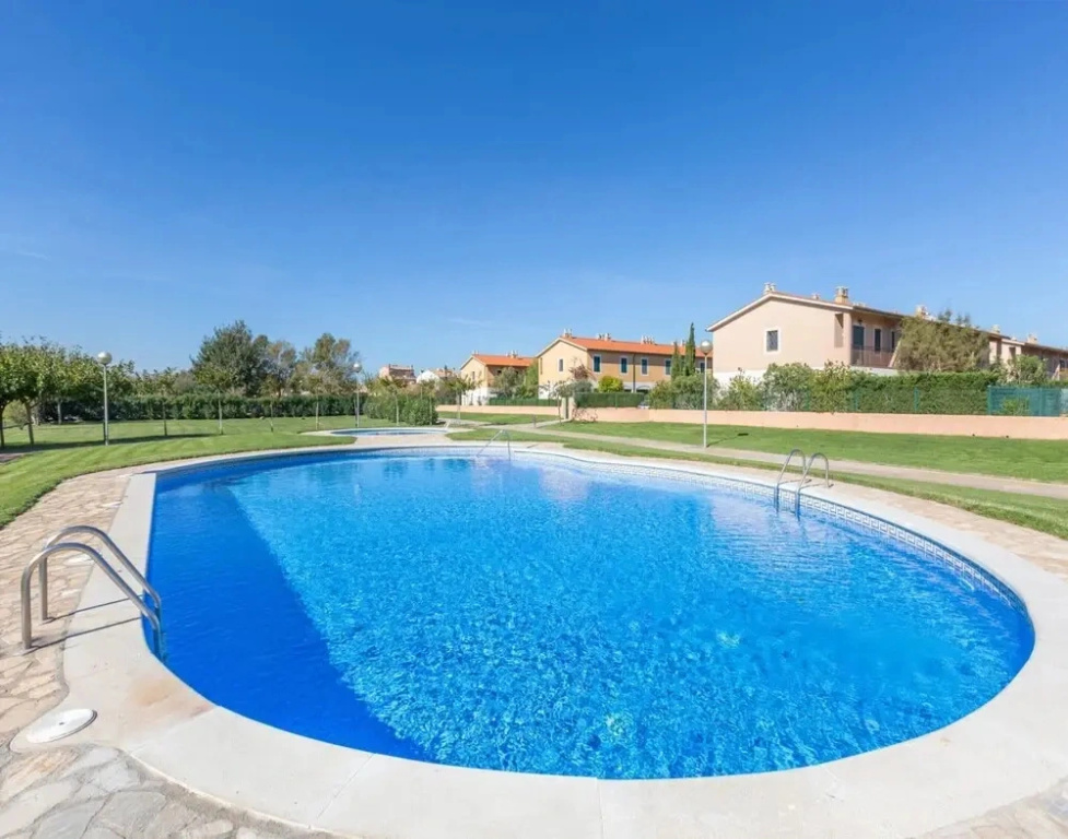 Villa in Pals Near Scenic Beach